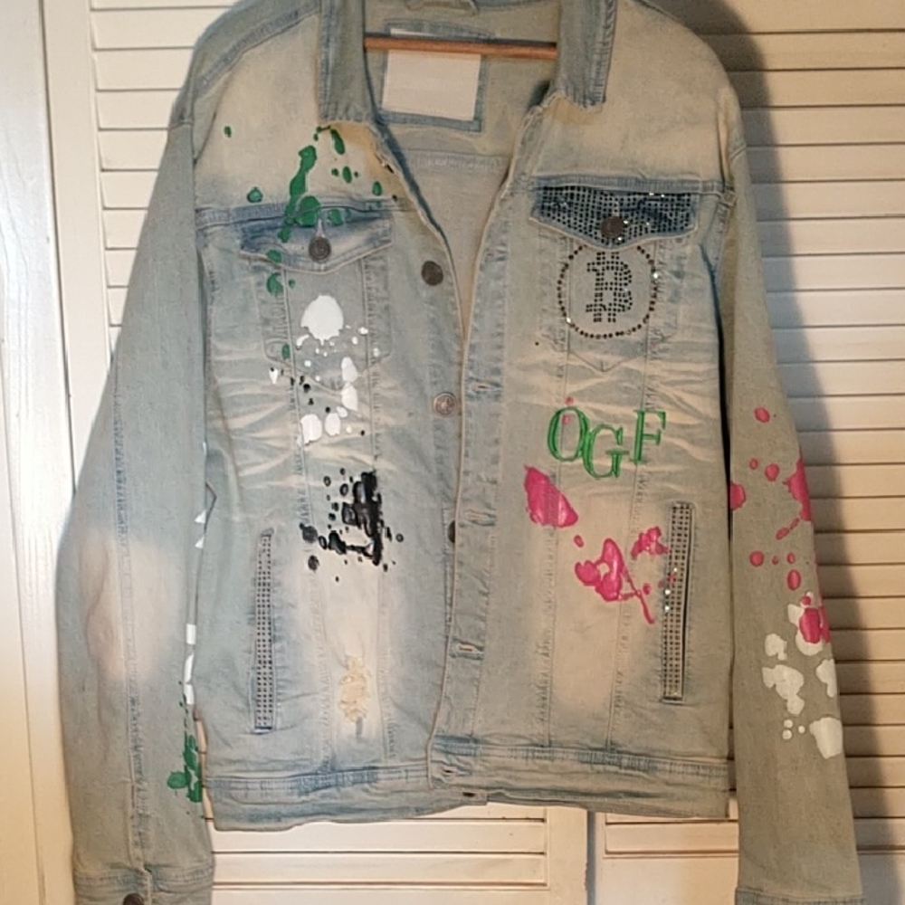 OGF Original faded Blue Jean Jacket with Pink & Green Hand Paint Accents Sz XL